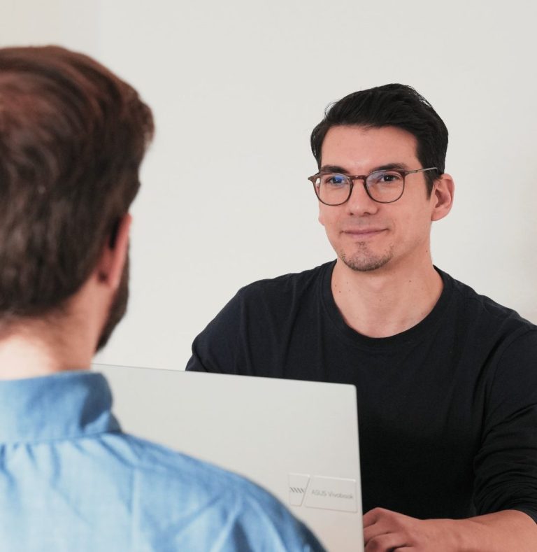 Individuelle Beratung in der Praxis für Osteopathie und Akupunktur in Kassel Harleshausen.