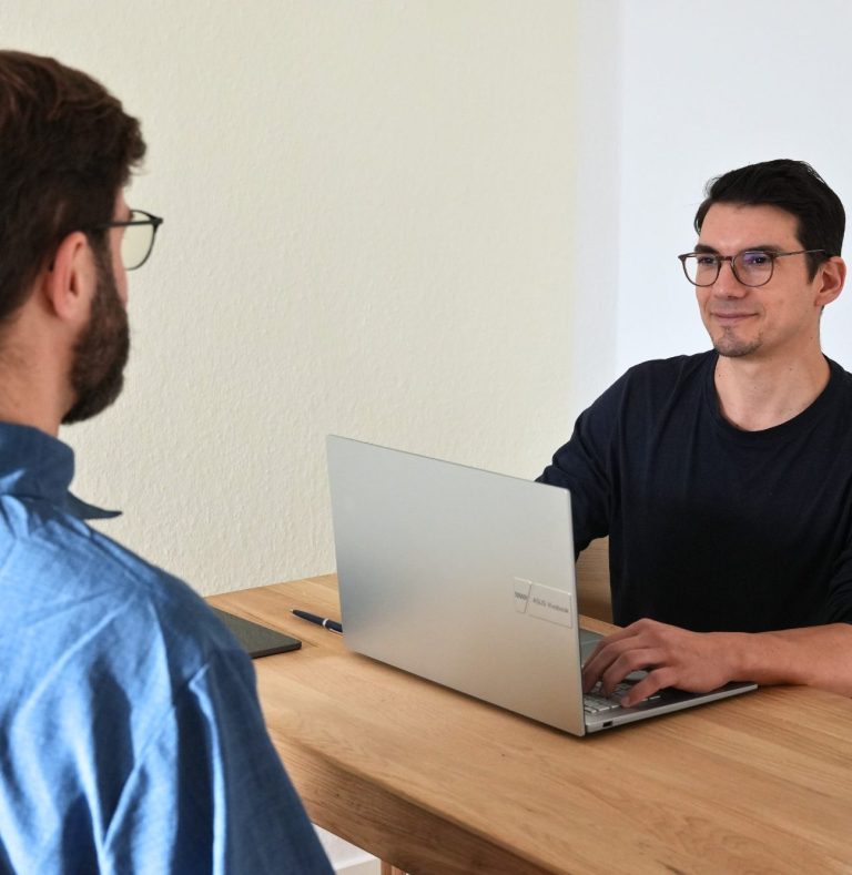 Individuelle Beratung in der Praxis für Osteopathie und Akupunktur in Kassel Harleshausen.