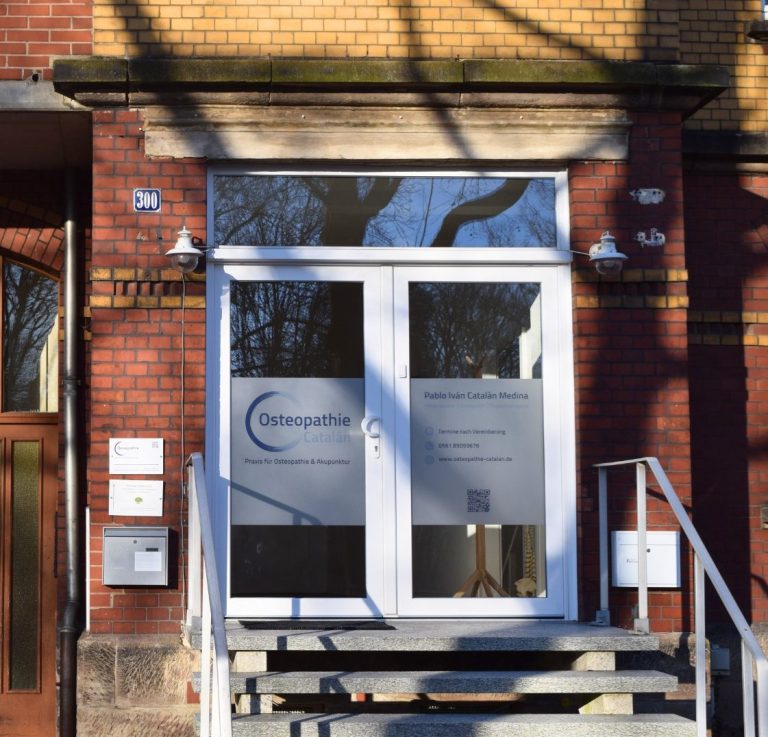 Außenansicht der Praxis für Osteopathie und Akupunktur in Kassel Harleshausen.